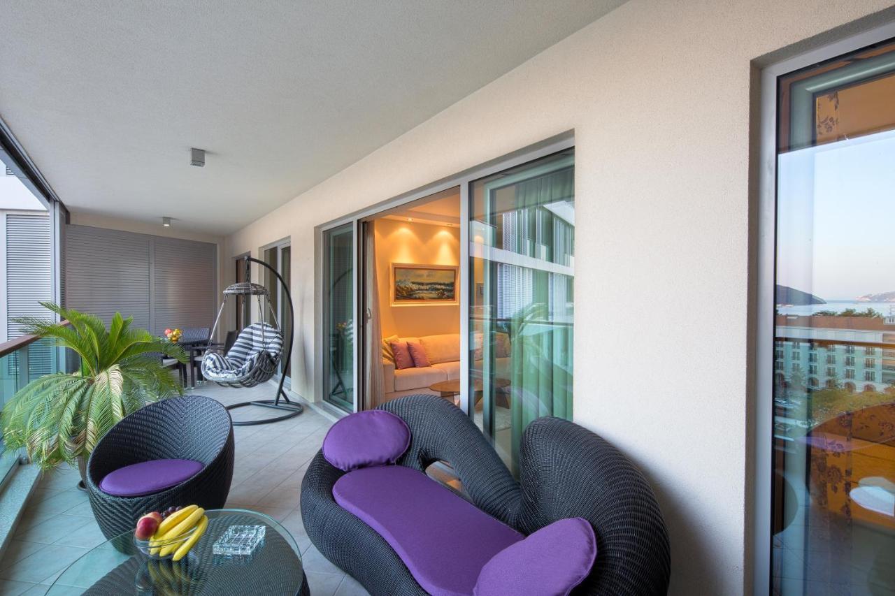 Premier Lux * Budva